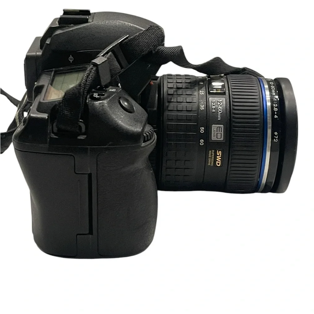 Olympus EVOLT E-5 12.3MP Digital SLR Camera /12-60mm f2.8-4.0 SWD Zuiko Digital